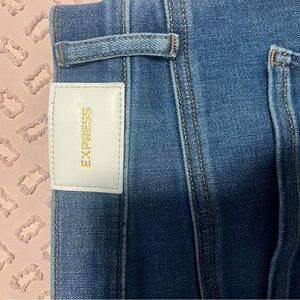 Express, high rise, bootcut jeans size 8